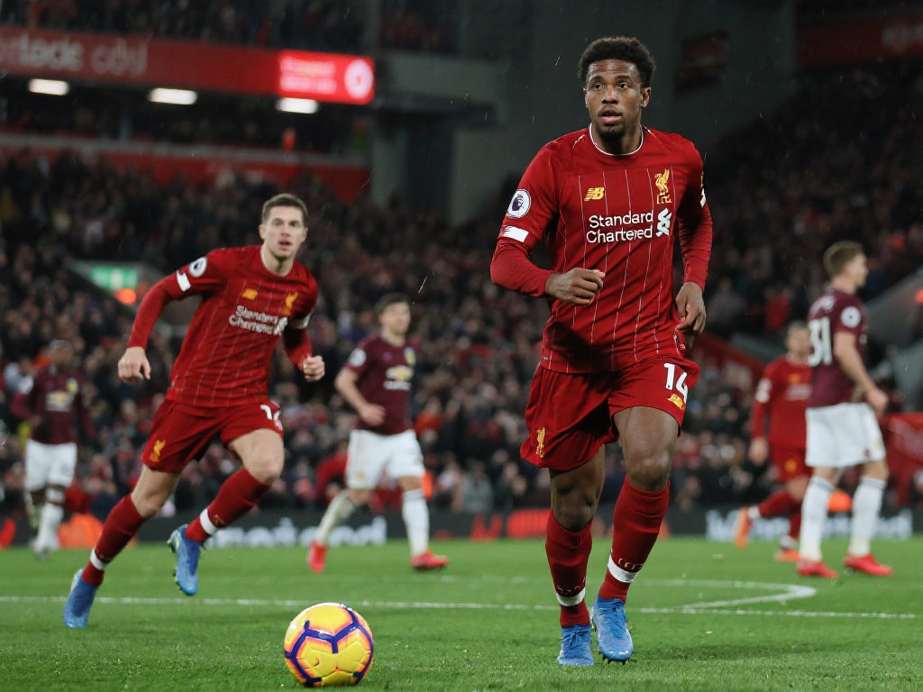 曼联背锅?利物浦7天无胜,英超与欧联争冠梦碎 在分析利物浦近期的困境时,应该看到足球比